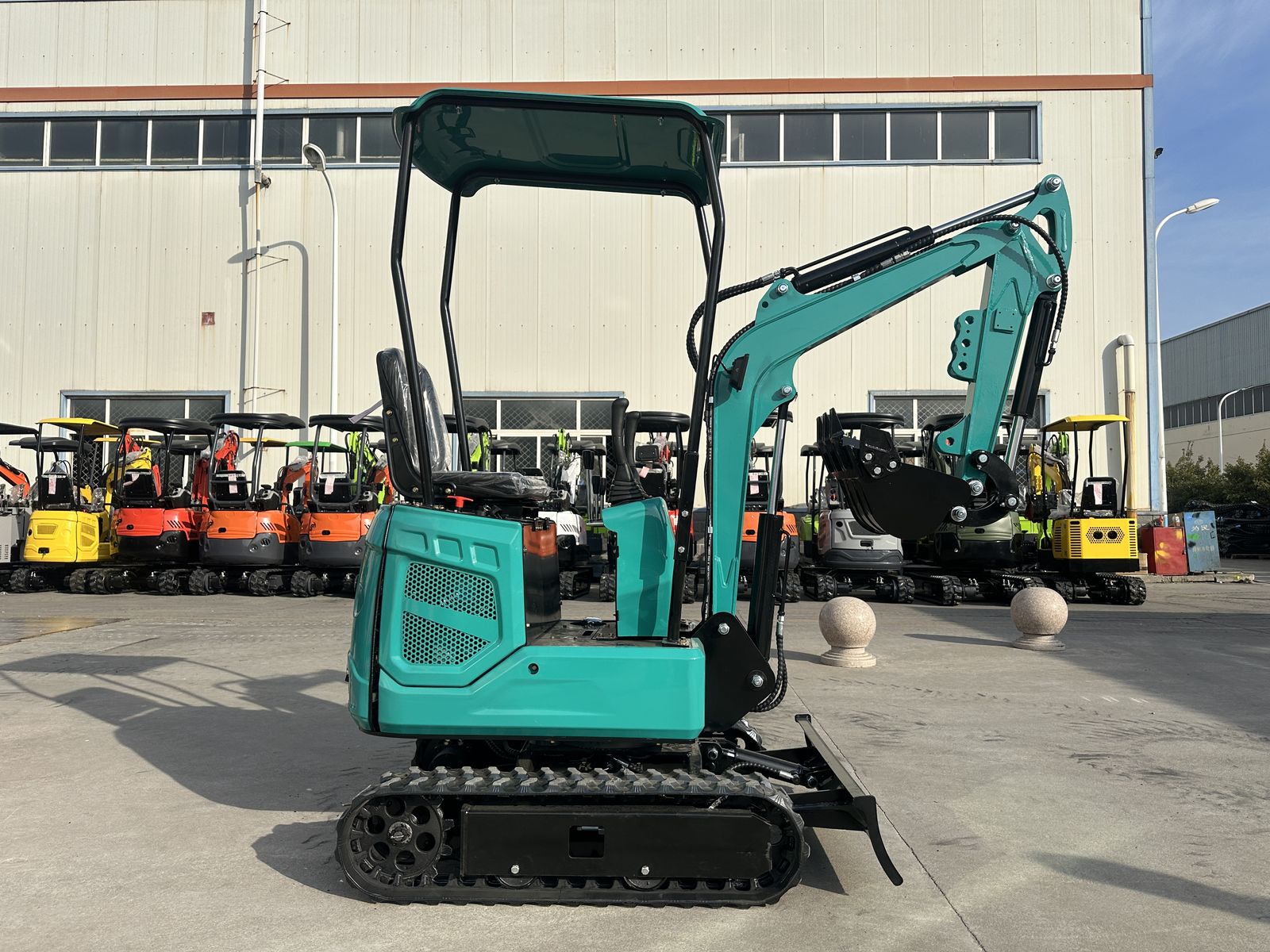 XZ12 1.2 Ton Mini Excavator