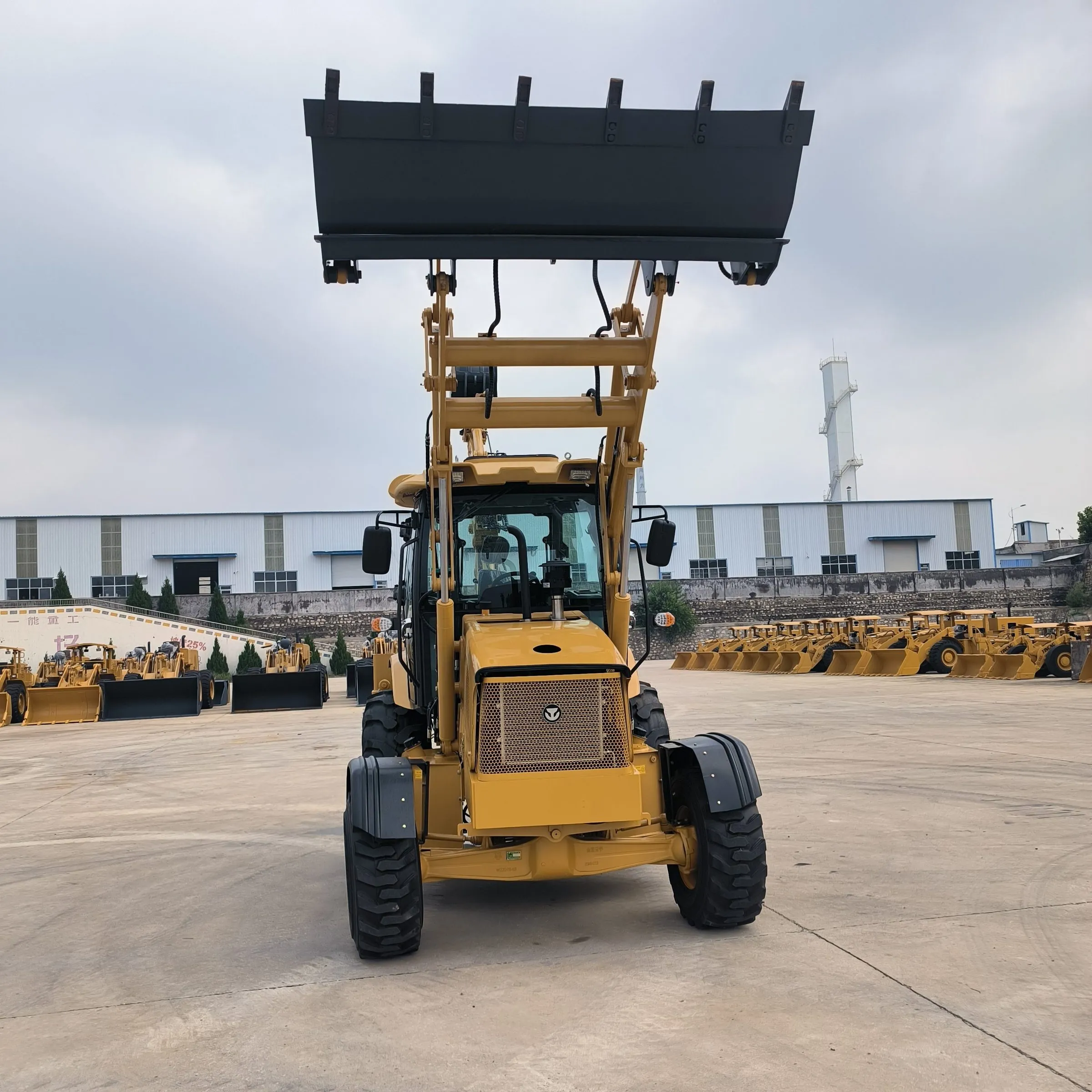 YN886 Backhoe Loader 5