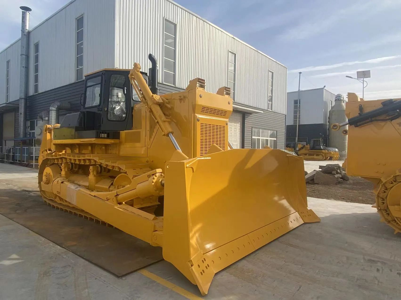 HD32 Crawler Bulldozer